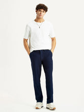 Men'S Navy Relaxed Straight Fit Mid Rise Corduroy Trousers