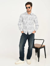 Men'S Abstract White Slim Fit Shirt