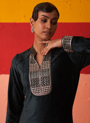 Essex Green Woollen Kurta For Women With Leather Collar And Sequin Work