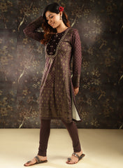 Maroon Printed Woolen Kurta With Velvet Yoke