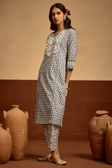 Sabhyata Ladies Western Kurti 2Pcs Set 252Sep2512 White