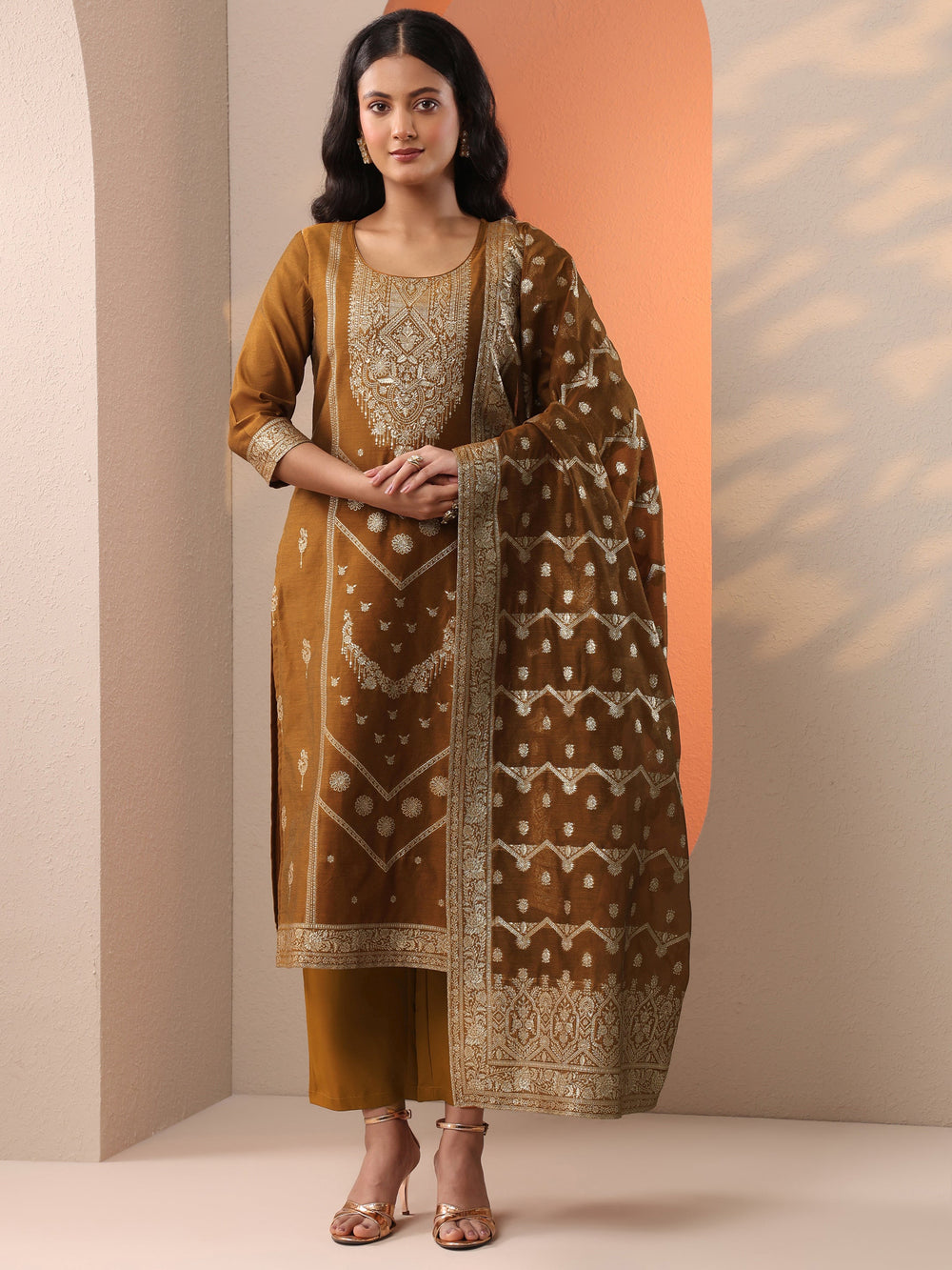 Libas bronze ladies western kurti 3pcs set featuring elegant design and comfortable fabric, displayed on a mannequin.