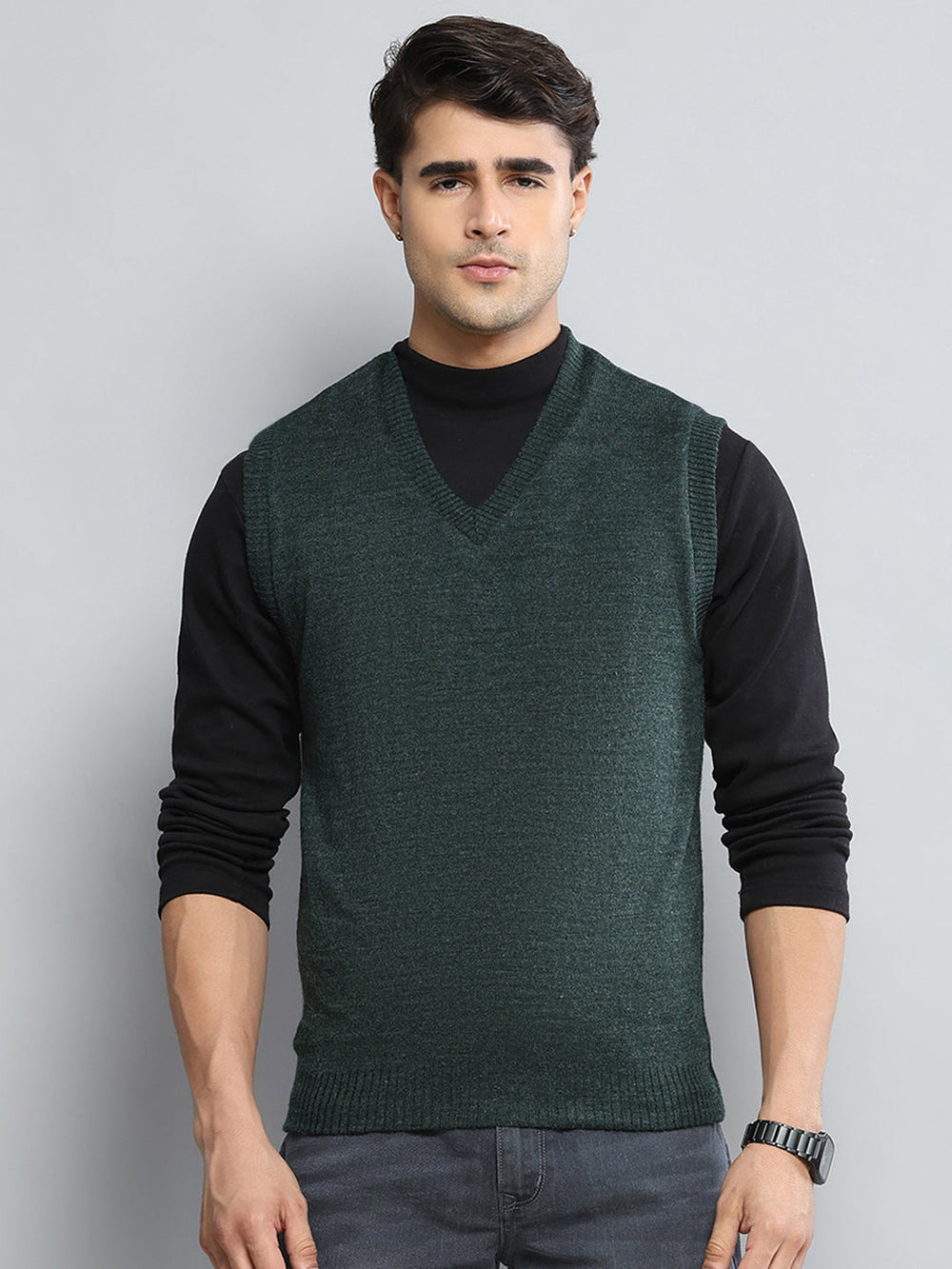 Men Green Solid V Neck Sleeveless Sweater - Goyalsons ShopMax