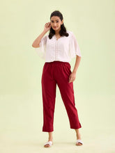GO COLORS Women Solid Maroon Cotton Pencil Pant