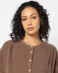 GAP Women Solid Relaxed fit Collared Neck top with Short Sleeves,Brown,L