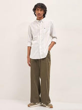 THE BEAR HOUSE Men's Relaxed Fit Textured Shirt