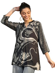 Libas printed muslin straight kurti for ladies with floral design, lightweight and comfortable, in a traditional Western style.