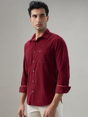 Park Avenue Men Slim Fit Solid Pattern Pure Cotton Semi Cutaway Collar Full Sleeve Casual Shirt Dark Maroon