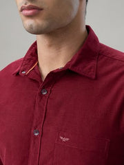 Park Avenue Men Slim Fit Solid Pattern Pure Cotton Semi Cutaway Collar Full Sleeve Casual Shirt Dark Maroon