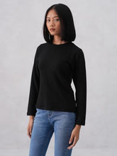 Crimsoune Club Women's Black T-Shirt