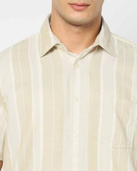 Men's Striped Spread Collar Shirt