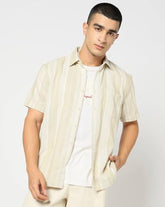 Men's Striped Spread Collar Shirt