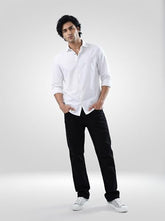 Men Spykar Black Solid Comfort Fit Mid Rise Jeans