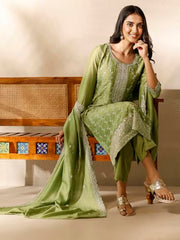 Libas Embroidered Silk blend Straight-fit Kurta Set for Women (99925S)