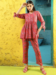Pink Paisley Printed Peplum Short Kurta With Pants Co-Ord Set