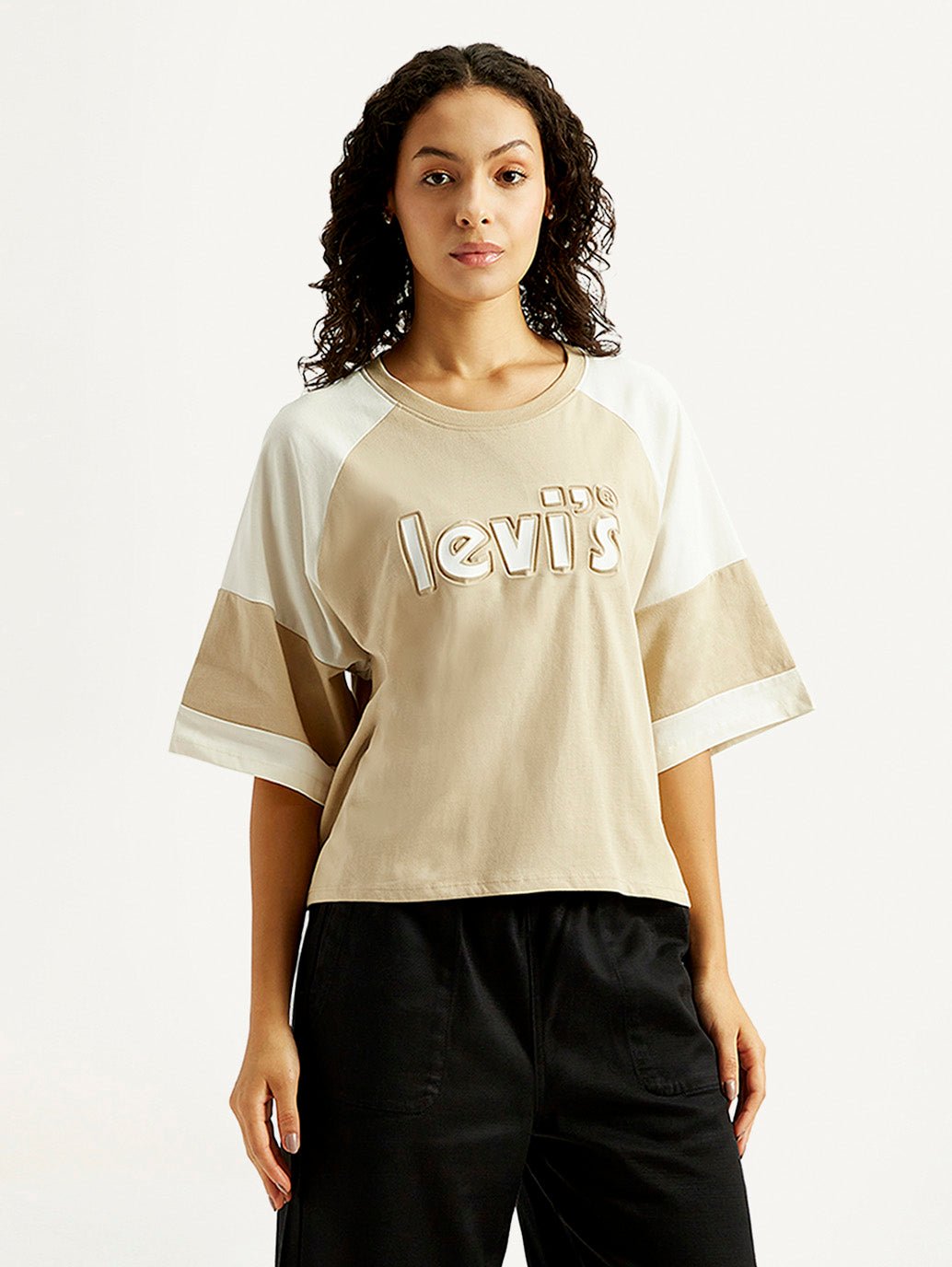Levi's women's relaxed fit logo T-shirt showcasing a casual fit and brand logo on the front, perfect for everyday wear.