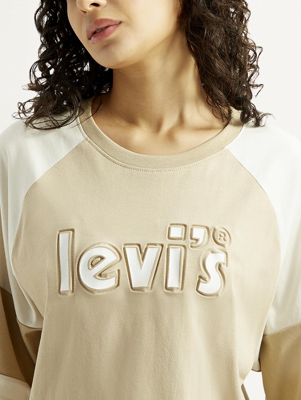 Women'S Brand Logo Relaxed Fit T-Shirt