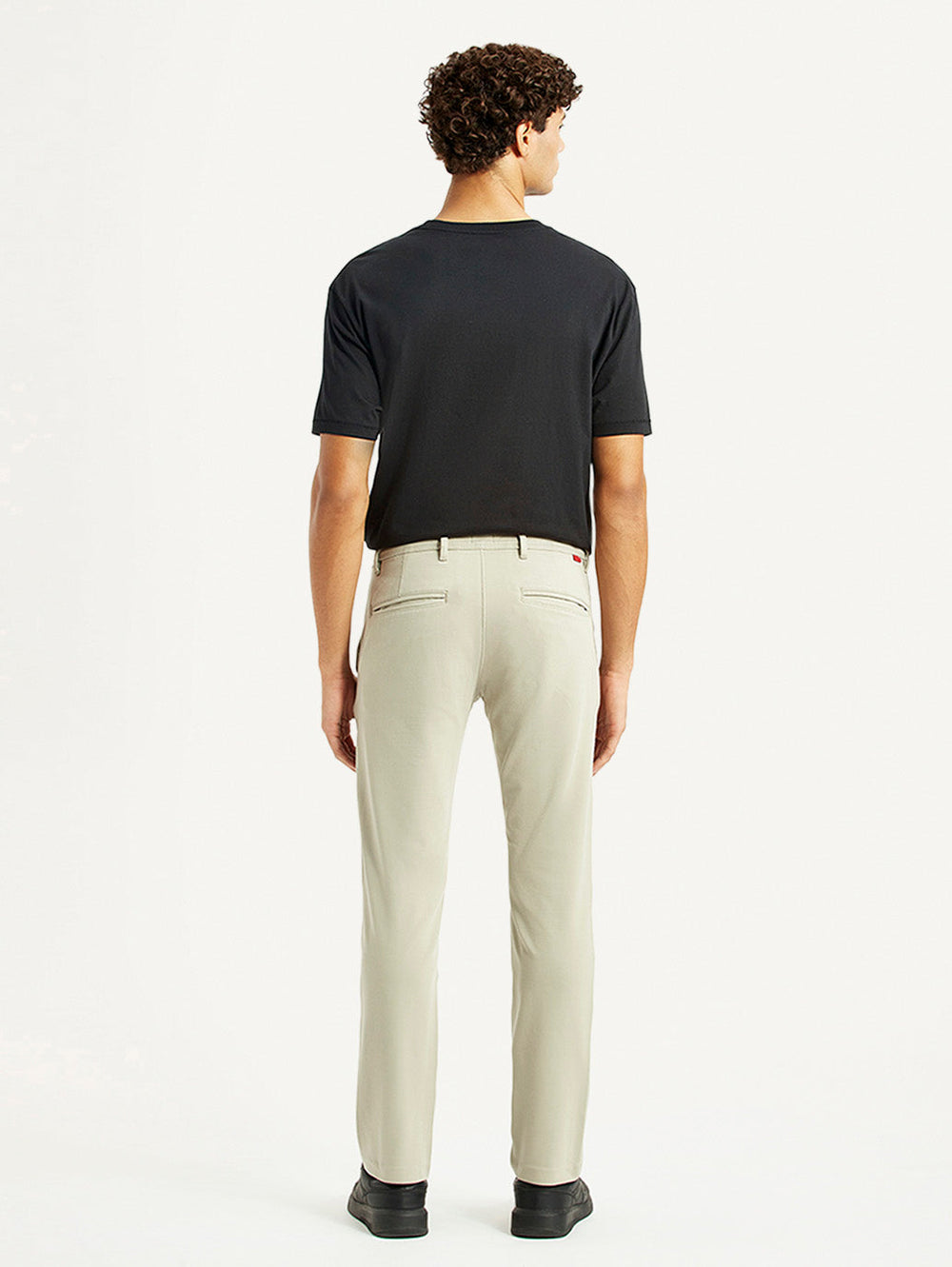 Back view of Levi's men's jeans 004Du-0006 showing classic denim fabric and rear pockets.