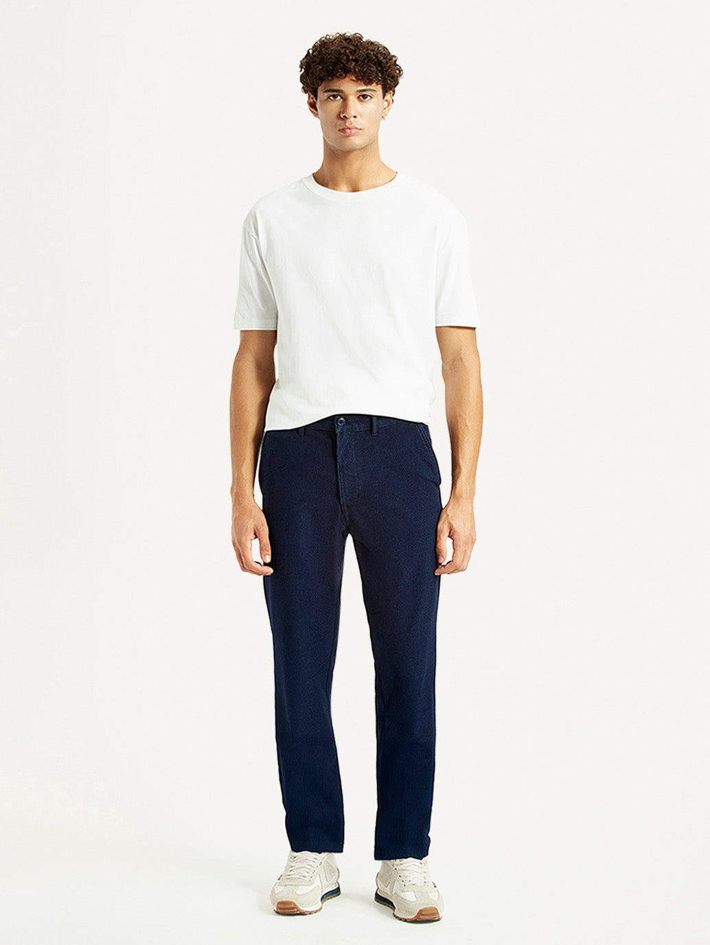 Men'S Navy Relaxed Straight Fit Mid Rise Corduroy Trousers