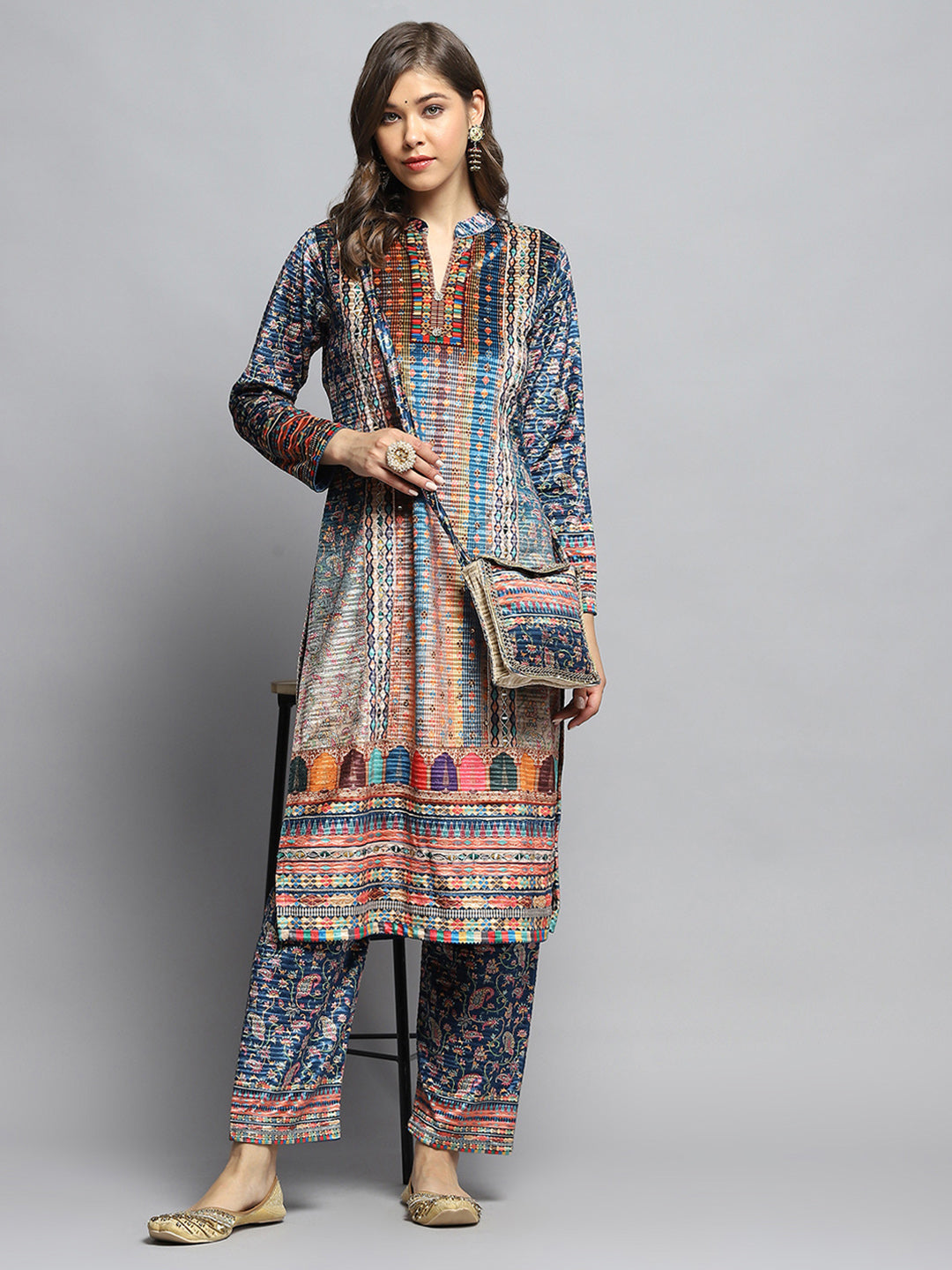 Women Teal Blue Self Design Round Neck Full Sleeve Kurti Set With Bag