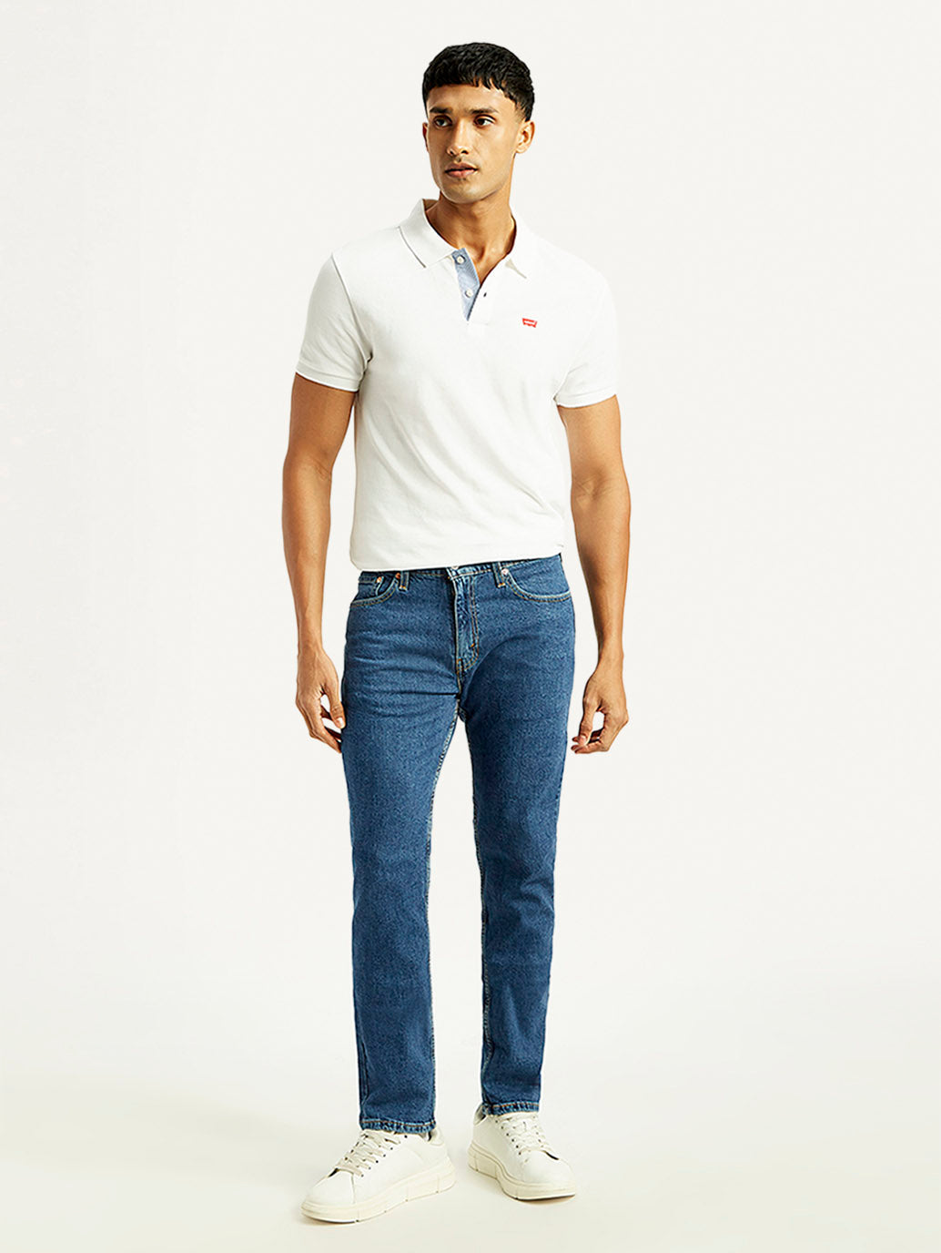 Levi's men's jeans in a classic fit, featuring a front view of the 18298-1726 model with blue denim fabric.