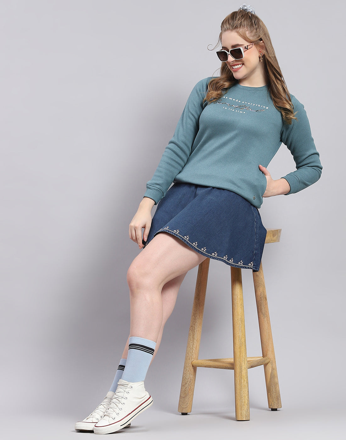 Monte Carlo Outright Ladies Western Sweat Shirt 223062636 2