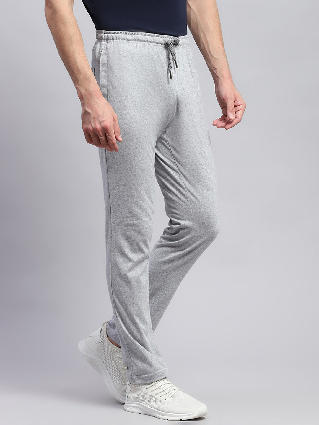 Monte Carlo men's pajama set with a comfortable fit, featuring a soft fabric and classic design in a relaxed sportswear style.