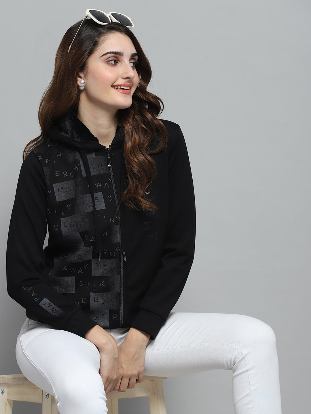 Monte Carlo Ladies Western Sweat Shirt 224067713 1