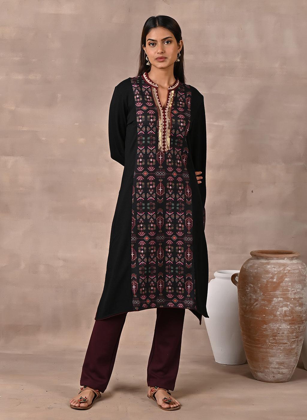 Black Solid Kurta With Tribal Embroidery And Curved Hem
