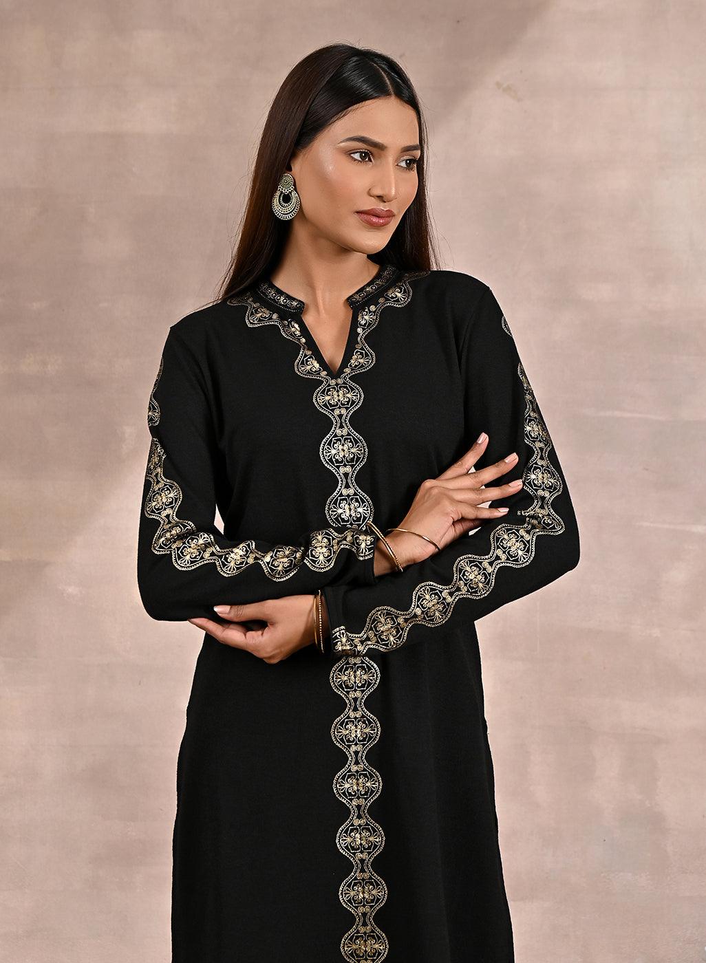Black Solid Woolen Kurti With Foil Print