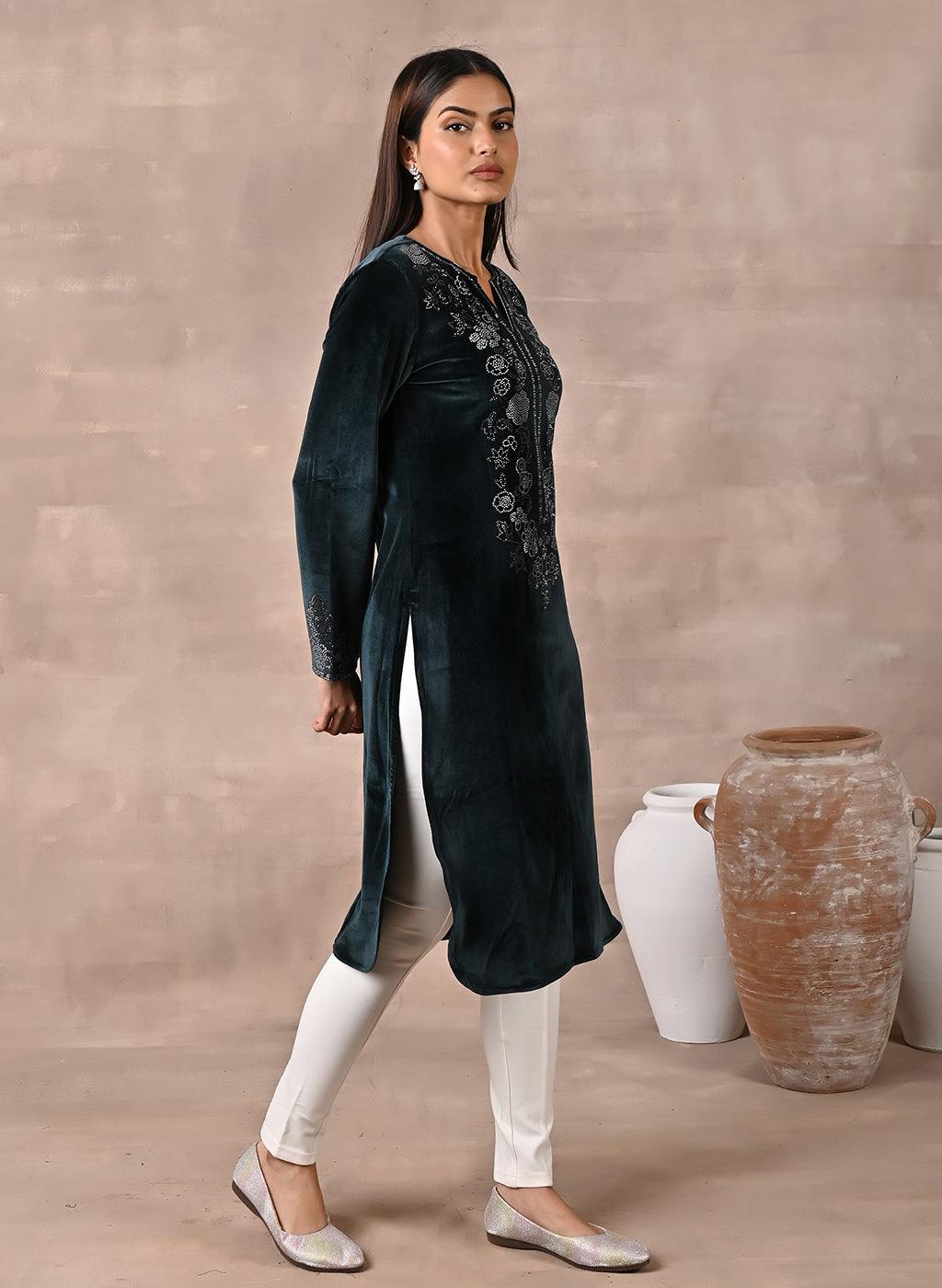 Green Velvet Kurta With Fine Mirror Beads Work
