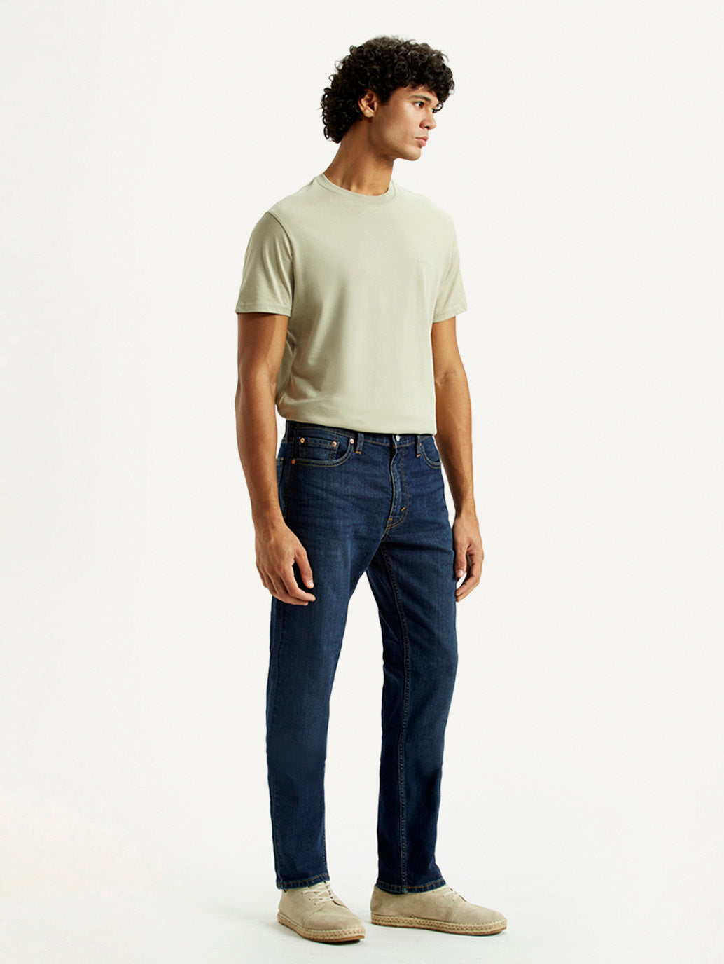 Levis men's jeans 23677-0351 shown from the side, classic denim style with visible stitching and five-pocket design.