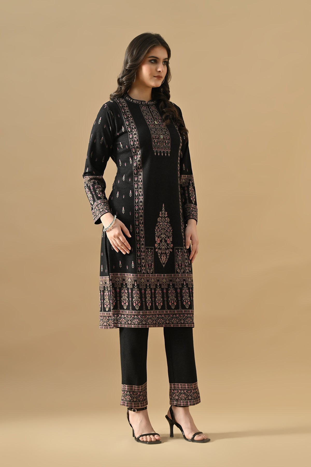 Winter Blue Printed Inner Shrug Set