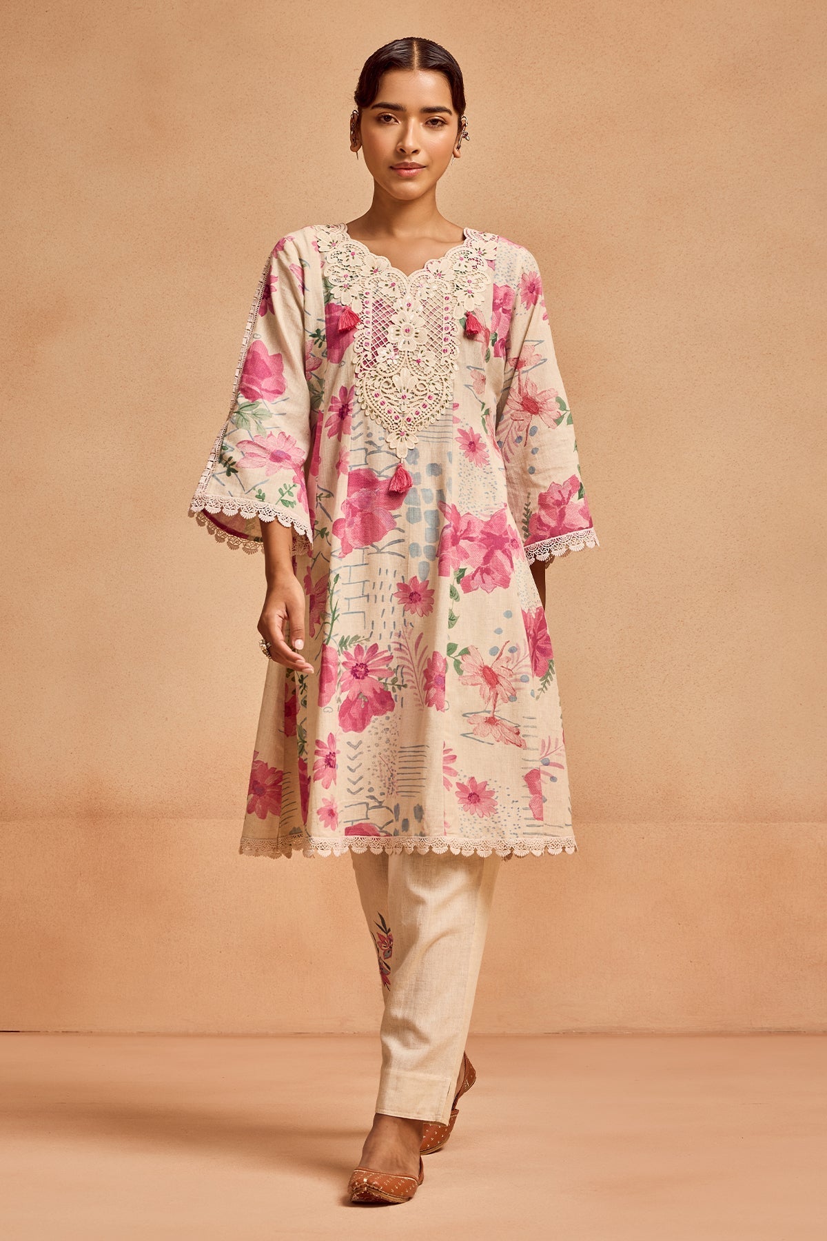 Sabhyata Ladies Western Kurti 2Pcs Set 253Aa2504 Cream