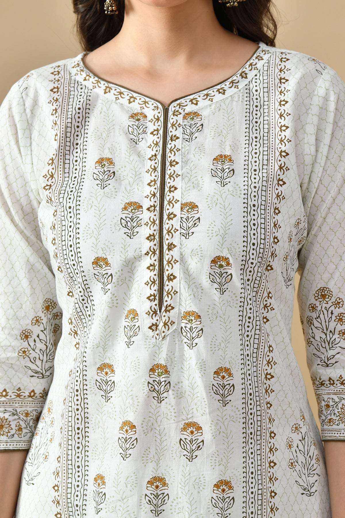 Sabhyata Ladies Western Kurti 3Pcs Set 256Ad528 B Cream