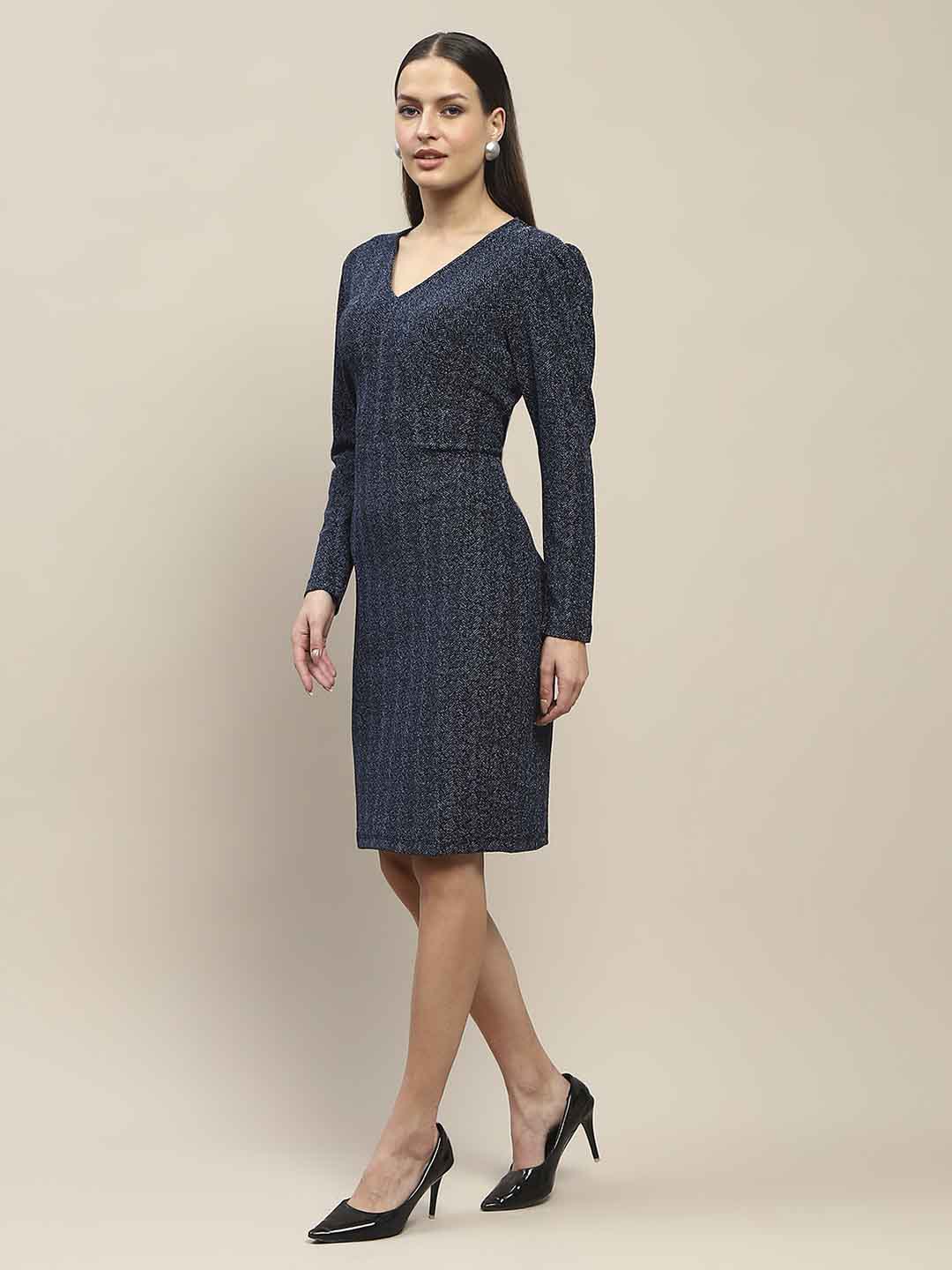 Madame Overlapping Detailed Navy Blue Knitted Midi Dress