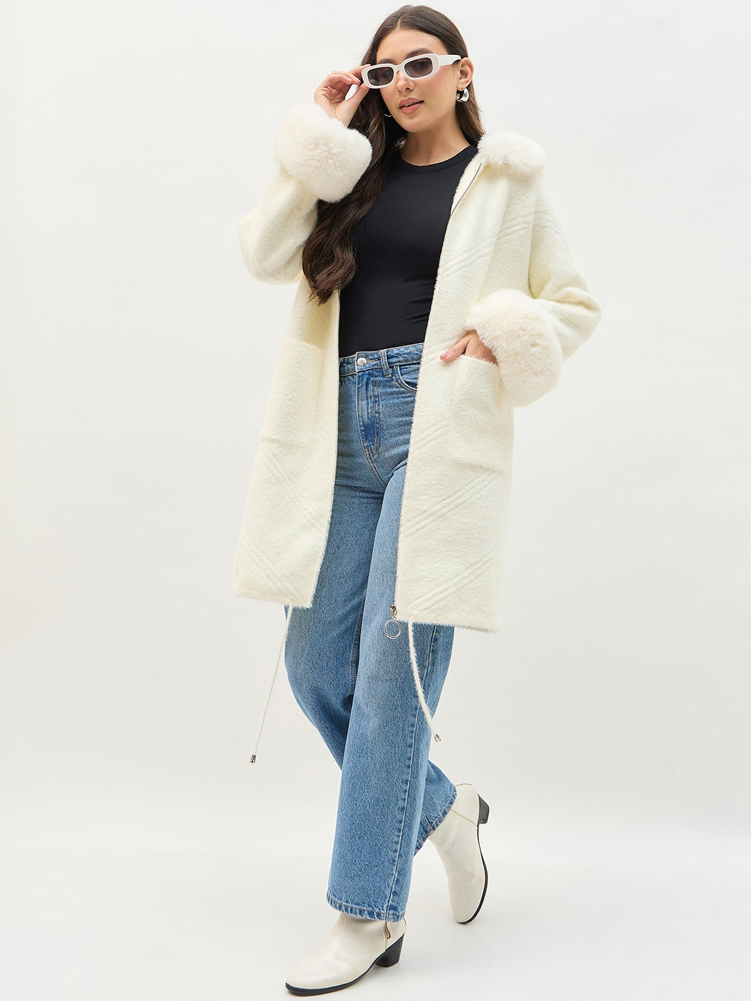 Madame Ladies Western W Shrug M5W17620 1 Off White