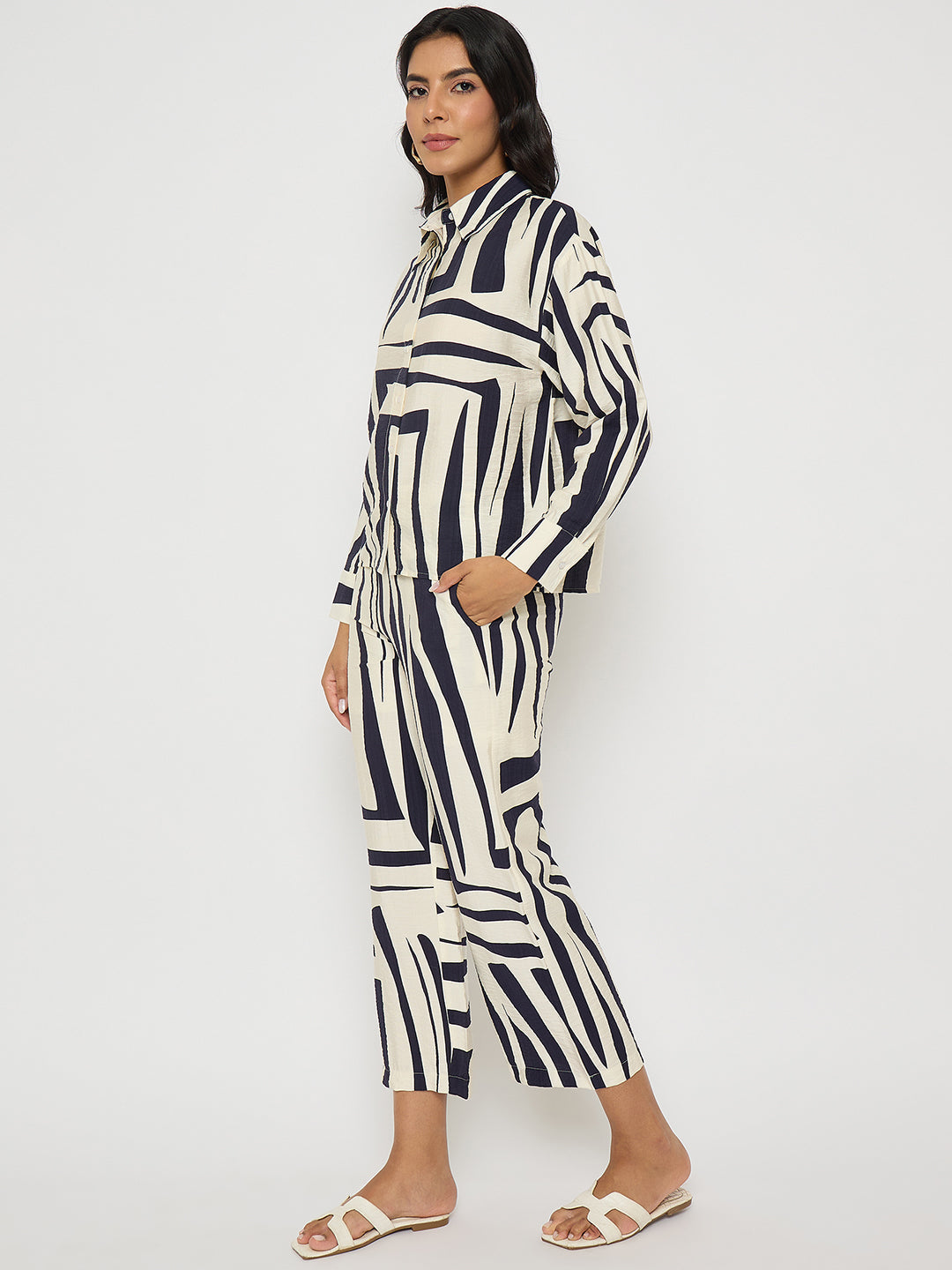 Navy blue Madame colorblock rayon blend co-ord set featuring a stylish top and matching bottoms for ladies Western fashion.