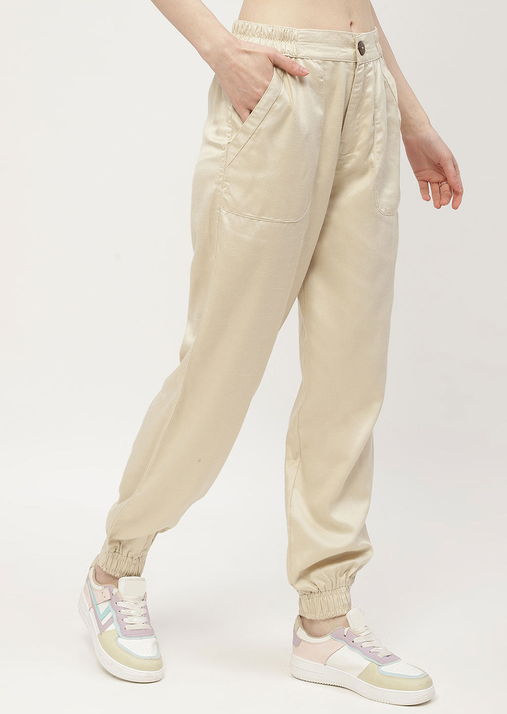 Madame Solid Beige Jogger