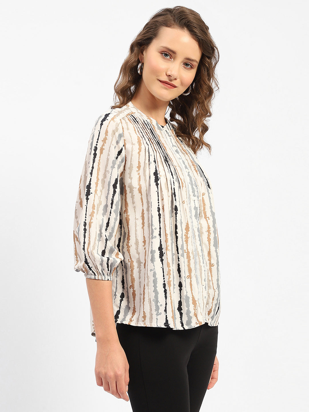 Madame Abstract Print Off-White Regular Top