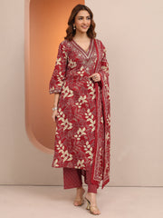 Libas ladies western kurti 2-piece set in red, featuring traditional design and comfortable fabric, displayed on a model.