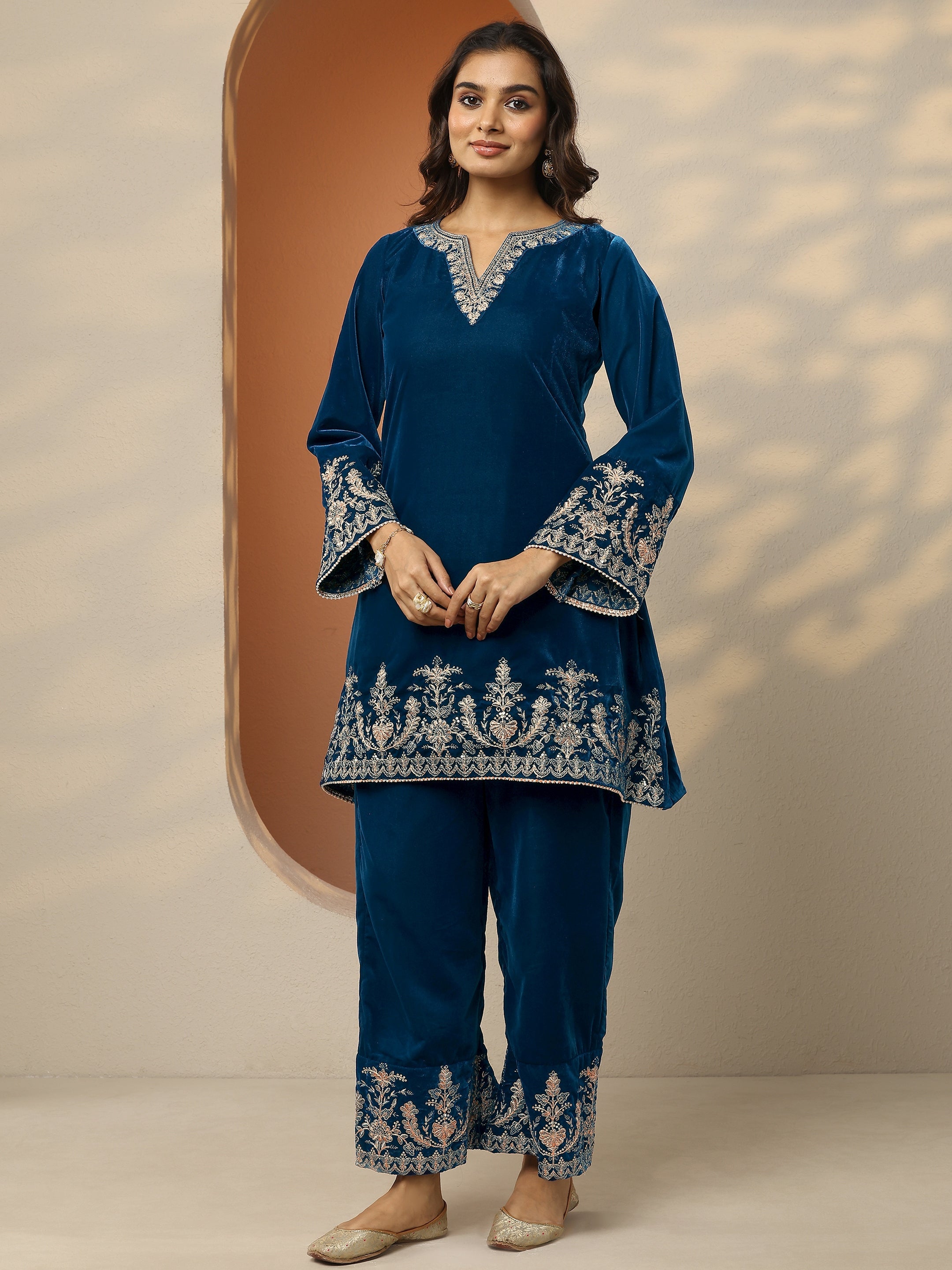LIBAS LADIES WESTERN W KURTI 2PCS SET 49630 NAVY BLUE
