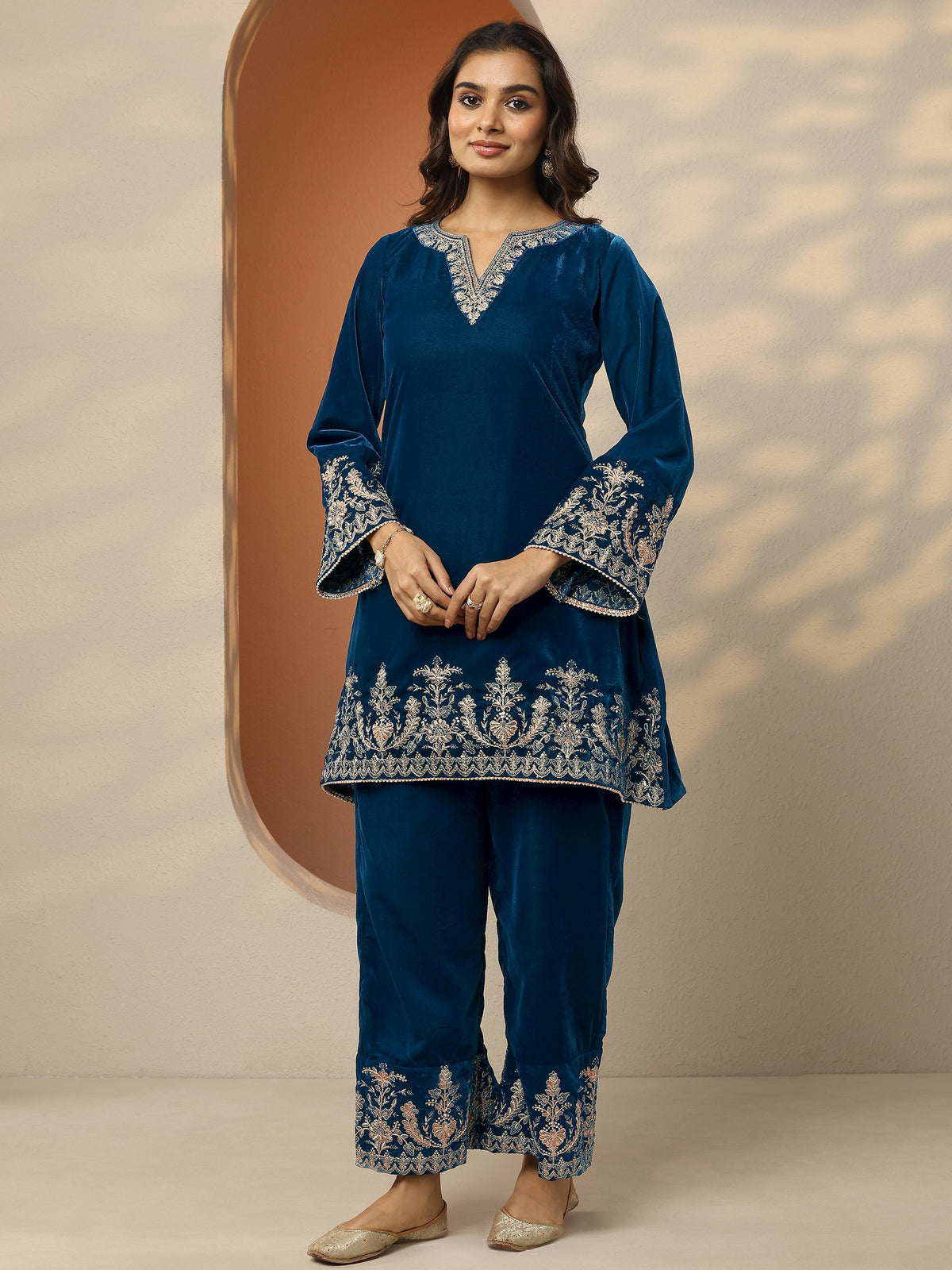 LIBAS LADIES WESTERN W KURTI 2PCS SET 49630 NAVY BLUE
