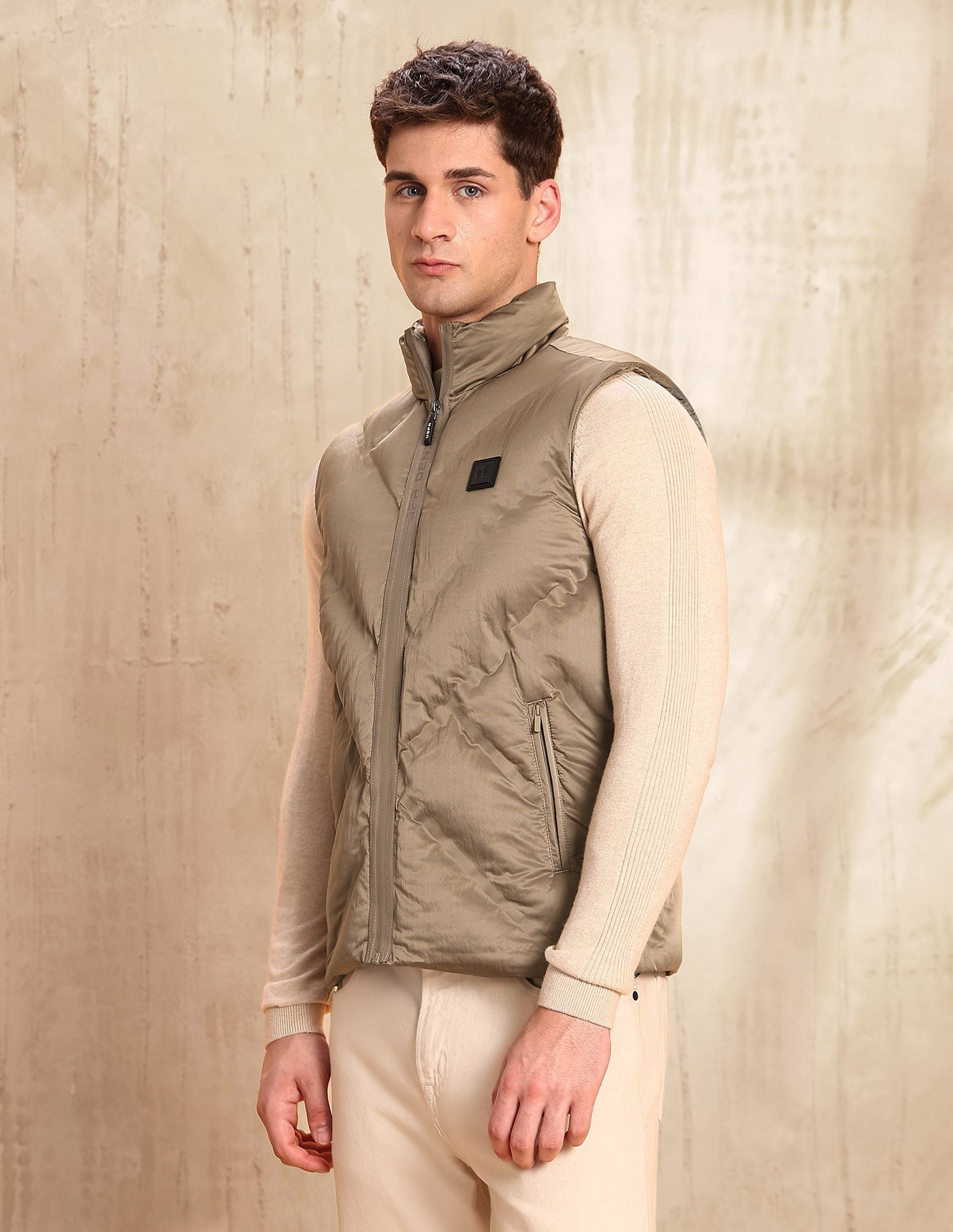 Legend Of Horseshoe Puffer Jacket