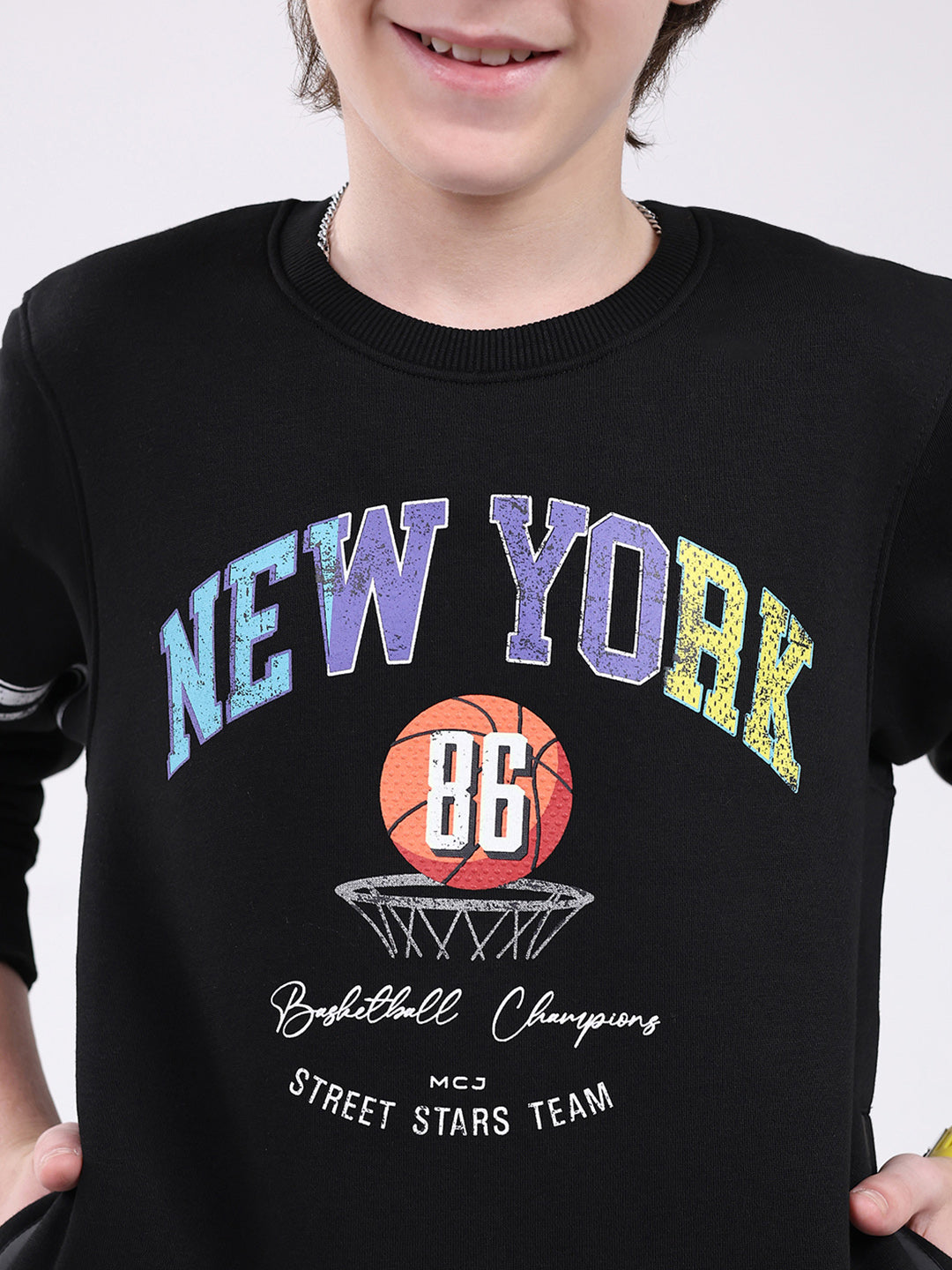 Monte Carlo boys' winter sweatshirt with a cozy, comfortable fit, featuring a simple design suitable for chilly days.