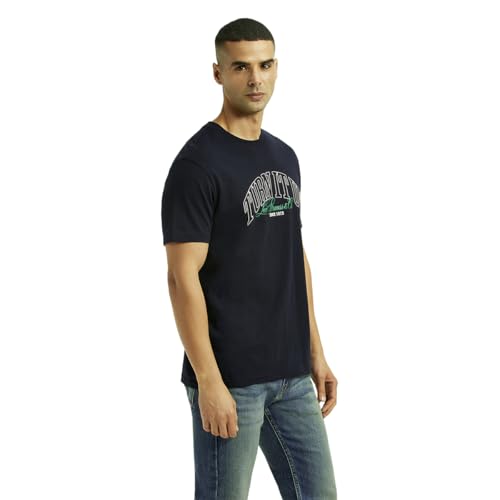 Men's navy slim fit T-shirt with typographic print by Levi's, featuring a casual crew neck and short sleeves.