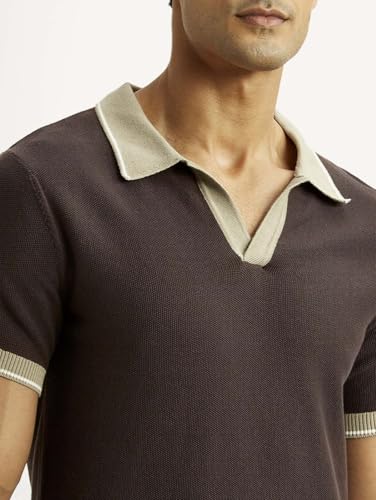 Levi's men's colorblock brown polo t-shirt with long sleeves, featuring a classic collar and logo detail on the chest.
