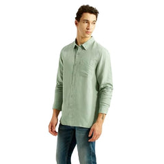 Levi's Men's Solid Light-Green Slim Fit Shirt