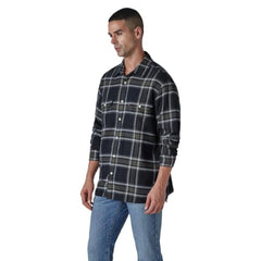 Levi's Men's Checkered Relaxed Fit Flannel Shirt Black