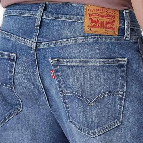 Levi's Men's 513 Light-Blue Slim Straight Fit Mid Rise Jeans